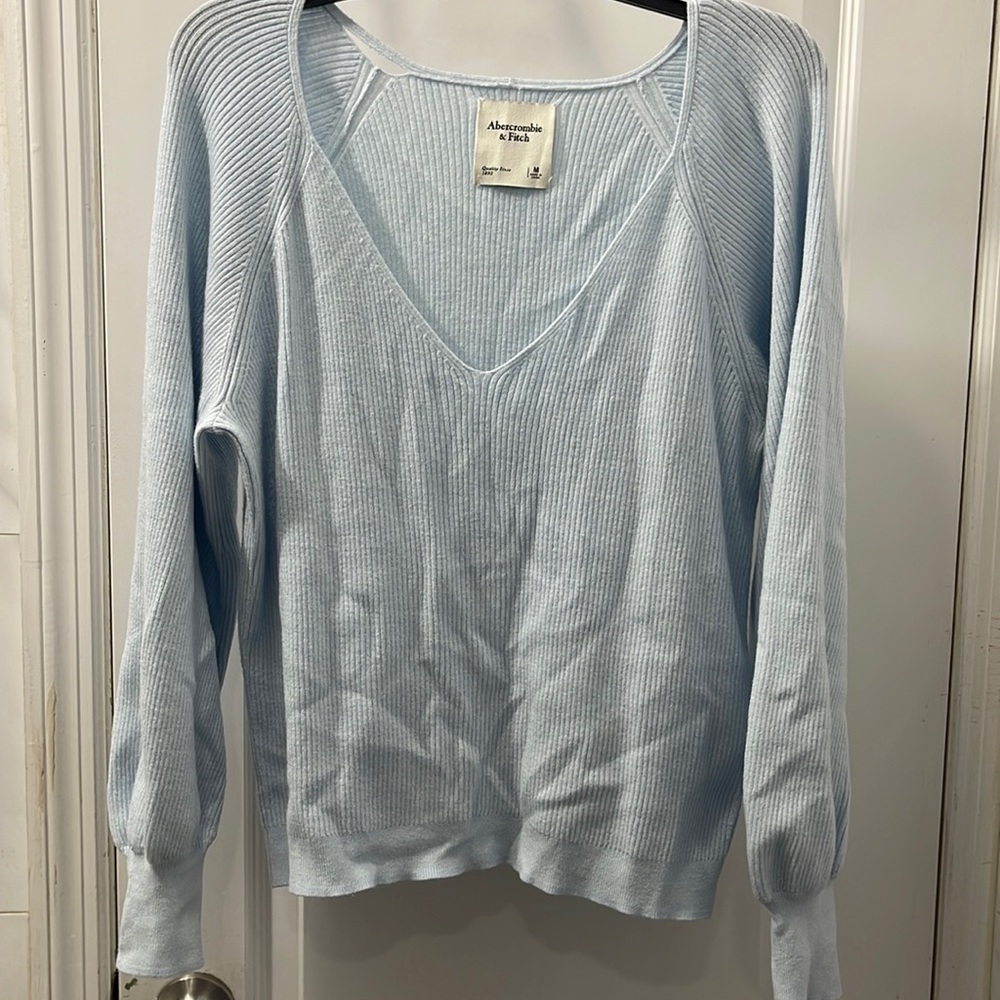 Abercrombie & Fitch Sweater